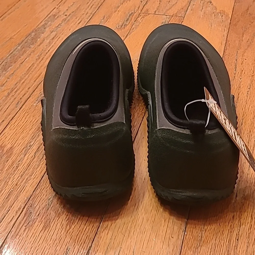 BNWT Green Muck Boot Co. Shoes In A Size 9 - Picture 3 of 6